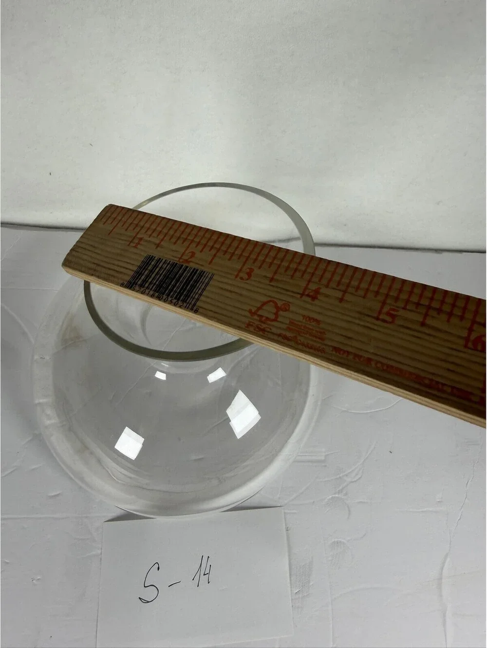 Clear Glass Wine Decanter Wide Base Aerator S-14